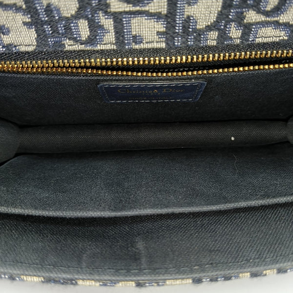 30 Montaigne Oblique Canvas Blue