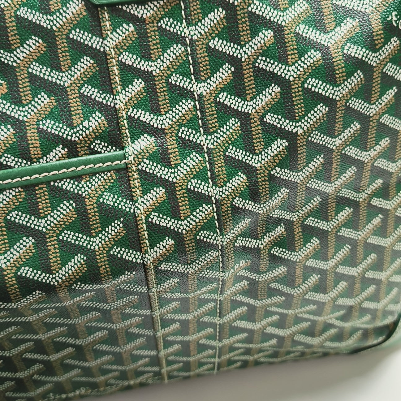 Bowling Coated Canvas Green