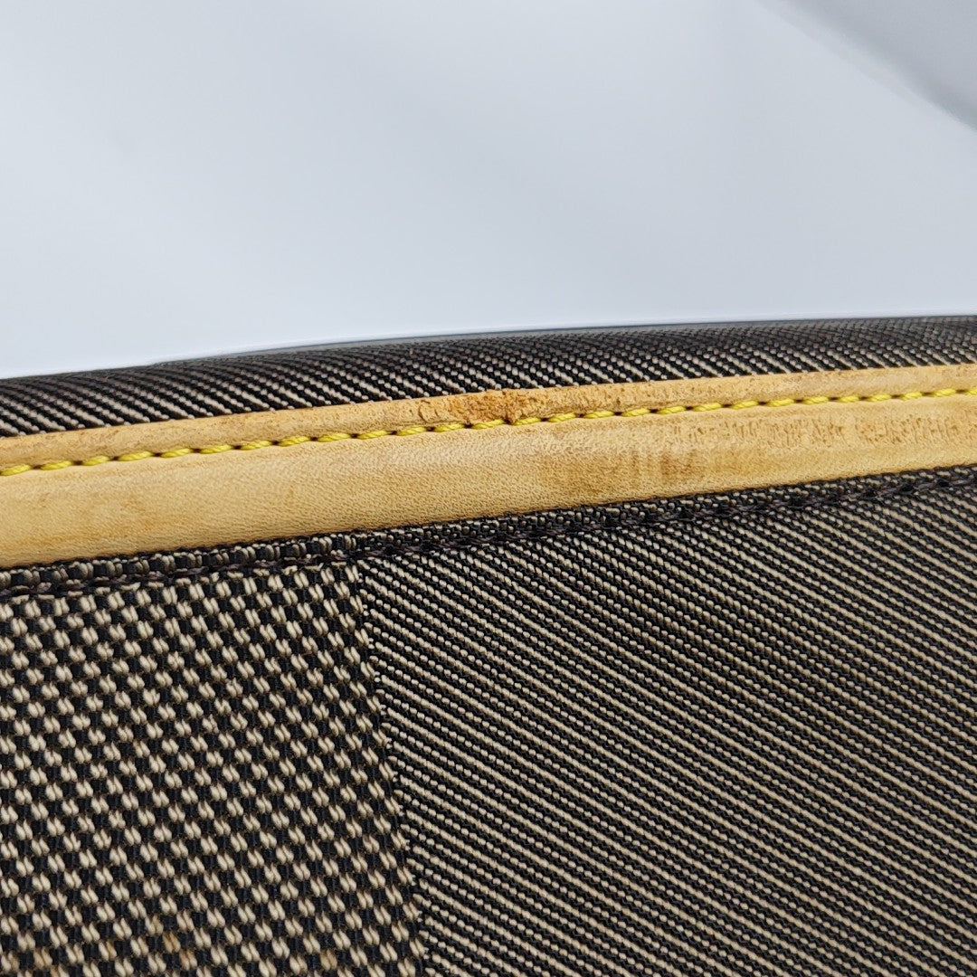 CONQUERANT 55 Canvas Beige