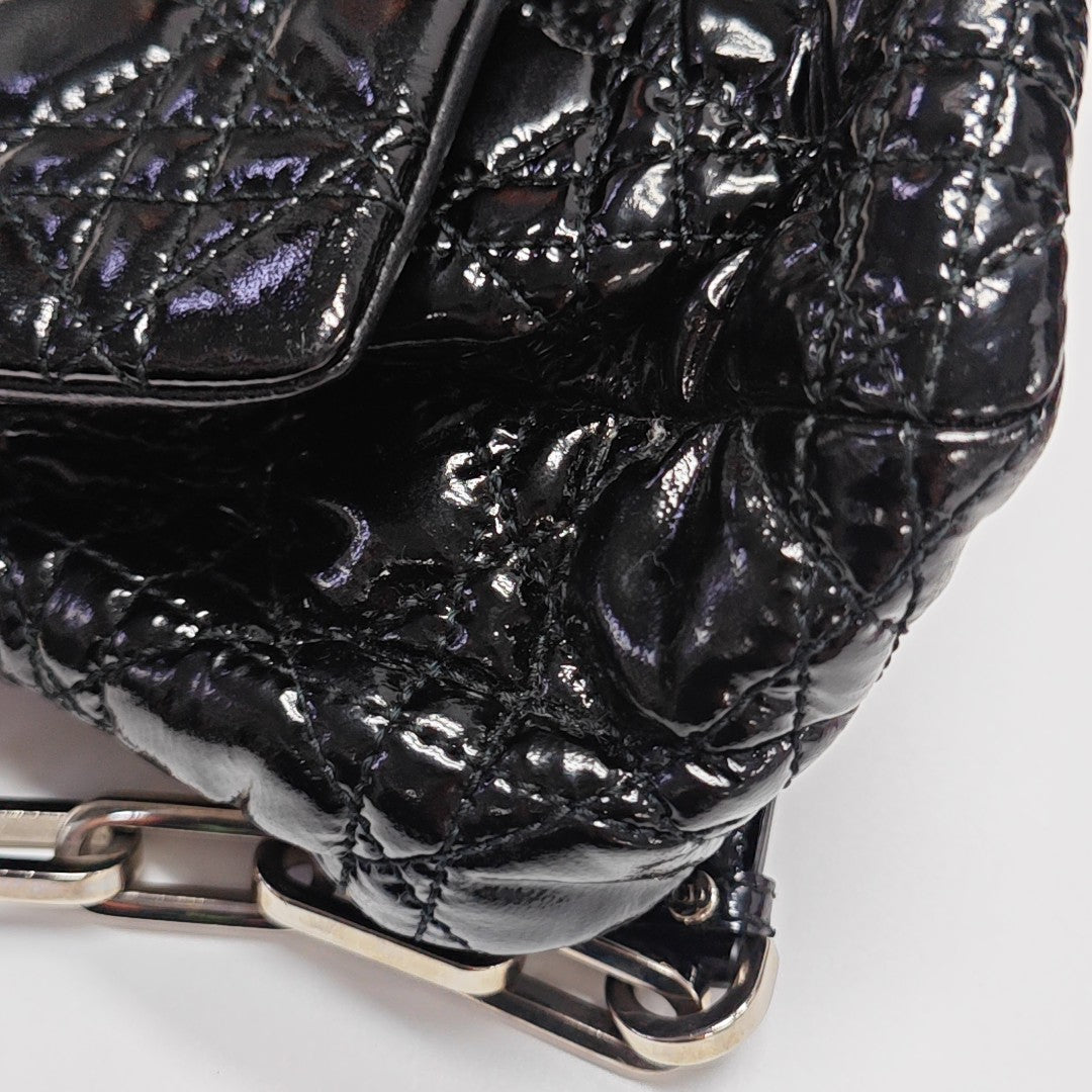 New Lock Cannage Patent Leather Black