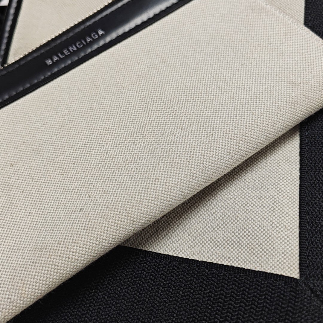Navy Mini Canvas White