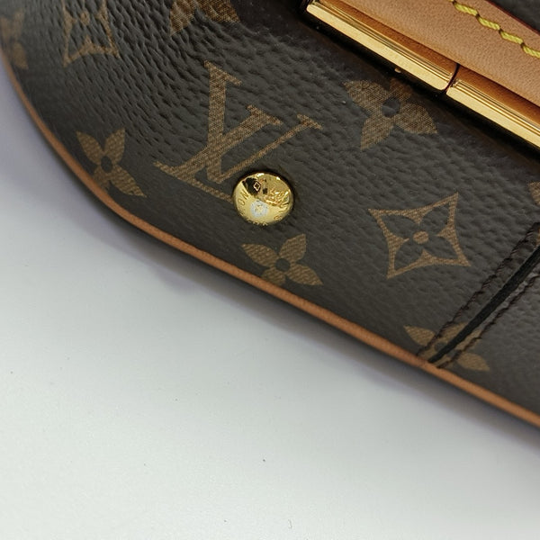 BOITE CHAPEAU PM Monogram Coated Canvas Brown