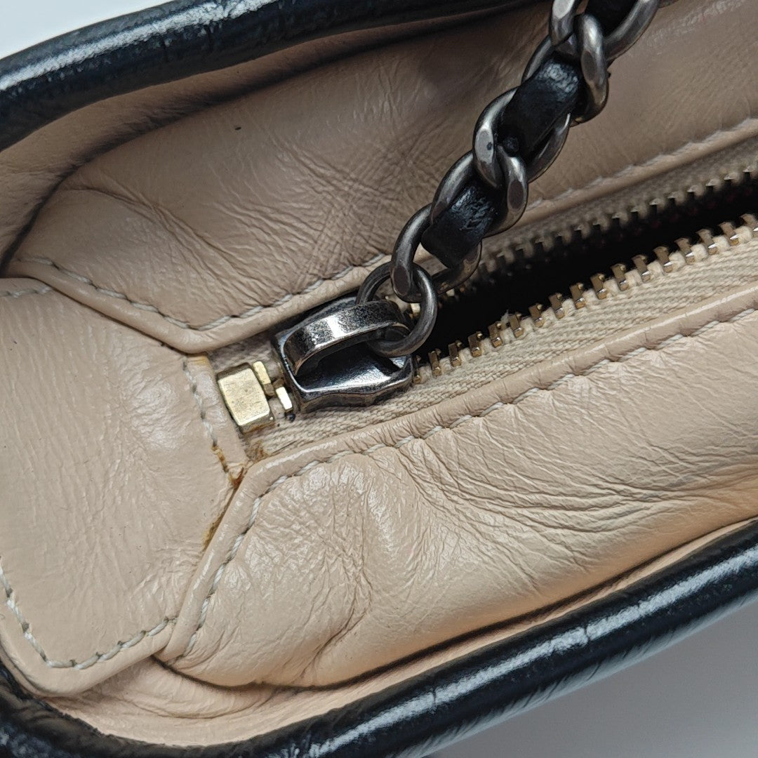 GABRIELLE Small Quilted Calfskin Beige