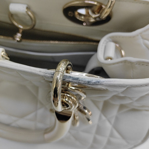 Lady 95.22 Medium Cannage Calfskin White
