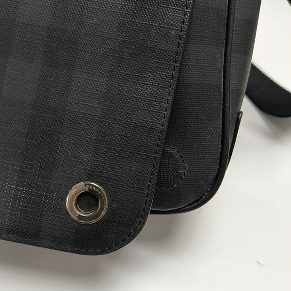 London Coated Canvas Black