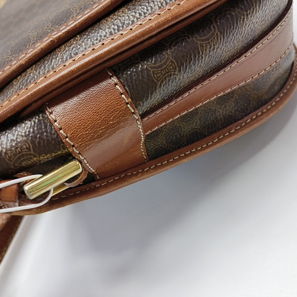 MACADAM CLUTCHES Coated Canvas Brown