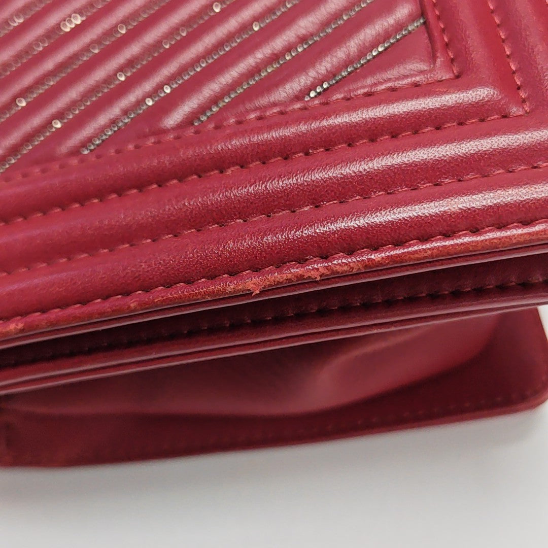 BOY CHANEL Medium Chevron Calfskin Red