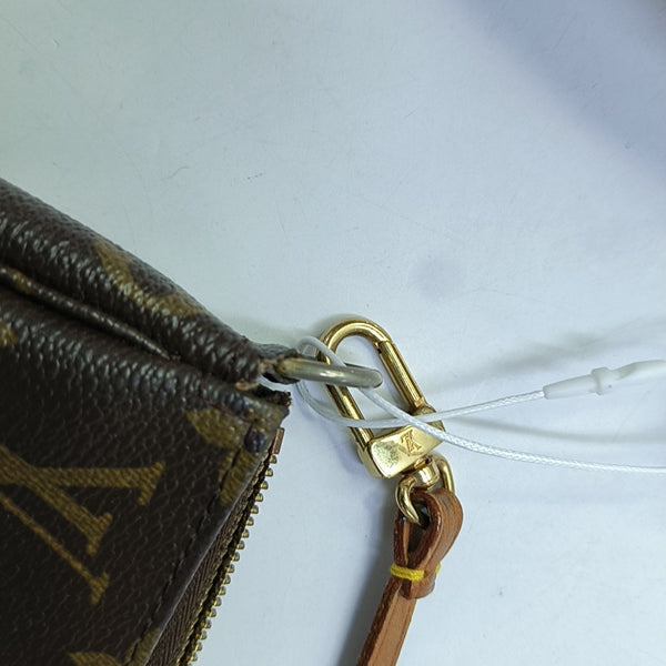 ACCESSOIRES GM Monogram Coated Canvas Brown