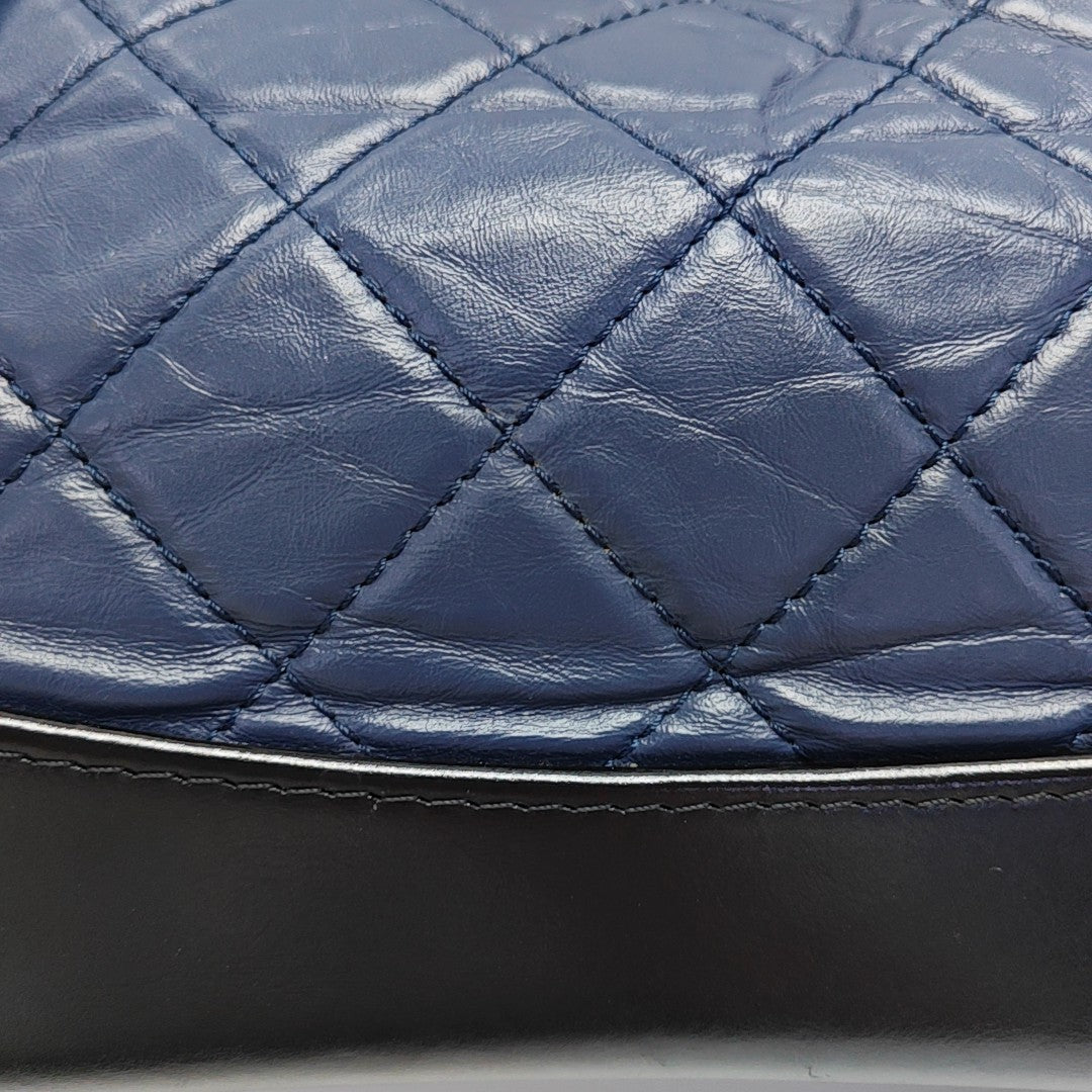 GABRIELLE Small Quilted Calfskin Blue