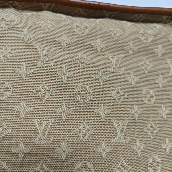 BERANGERE Monogram Canvas Brown