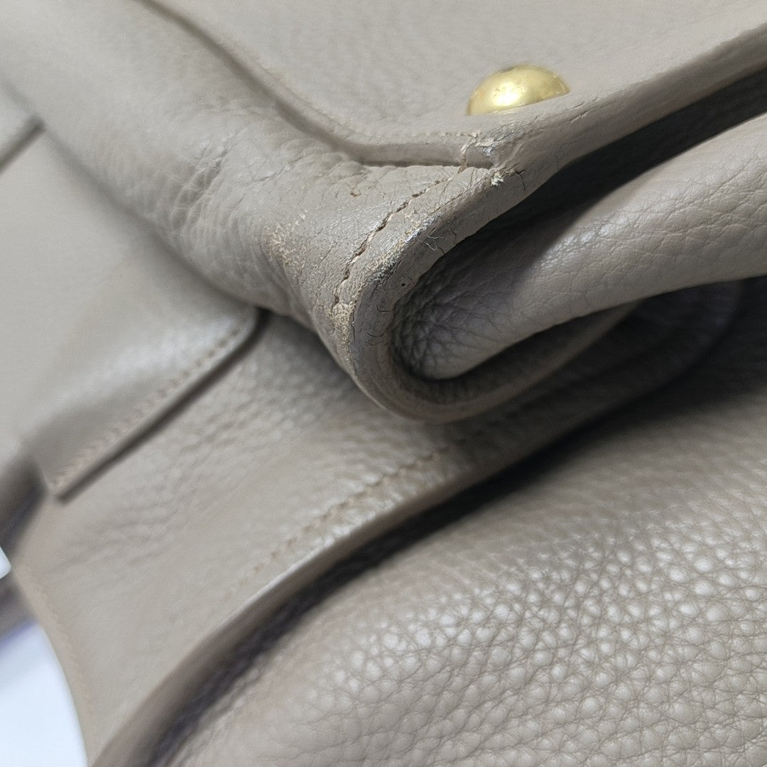 Galleria Zip Front Pocket Calfskin Gray