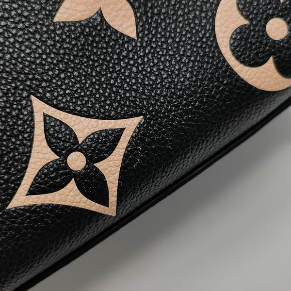 MADELEINE Monogram Calfskin Black