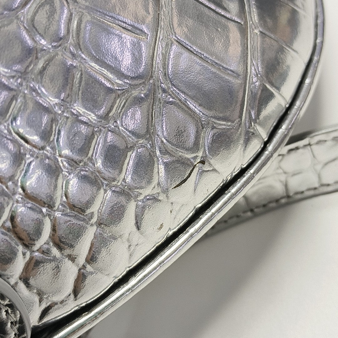 Souvenirs Leather Silver