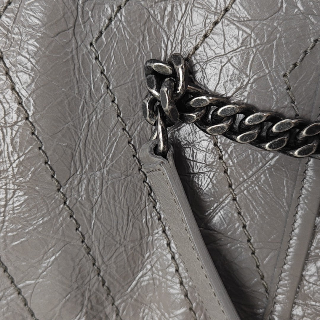 NIKI Medium Chevron Calfskin Gray