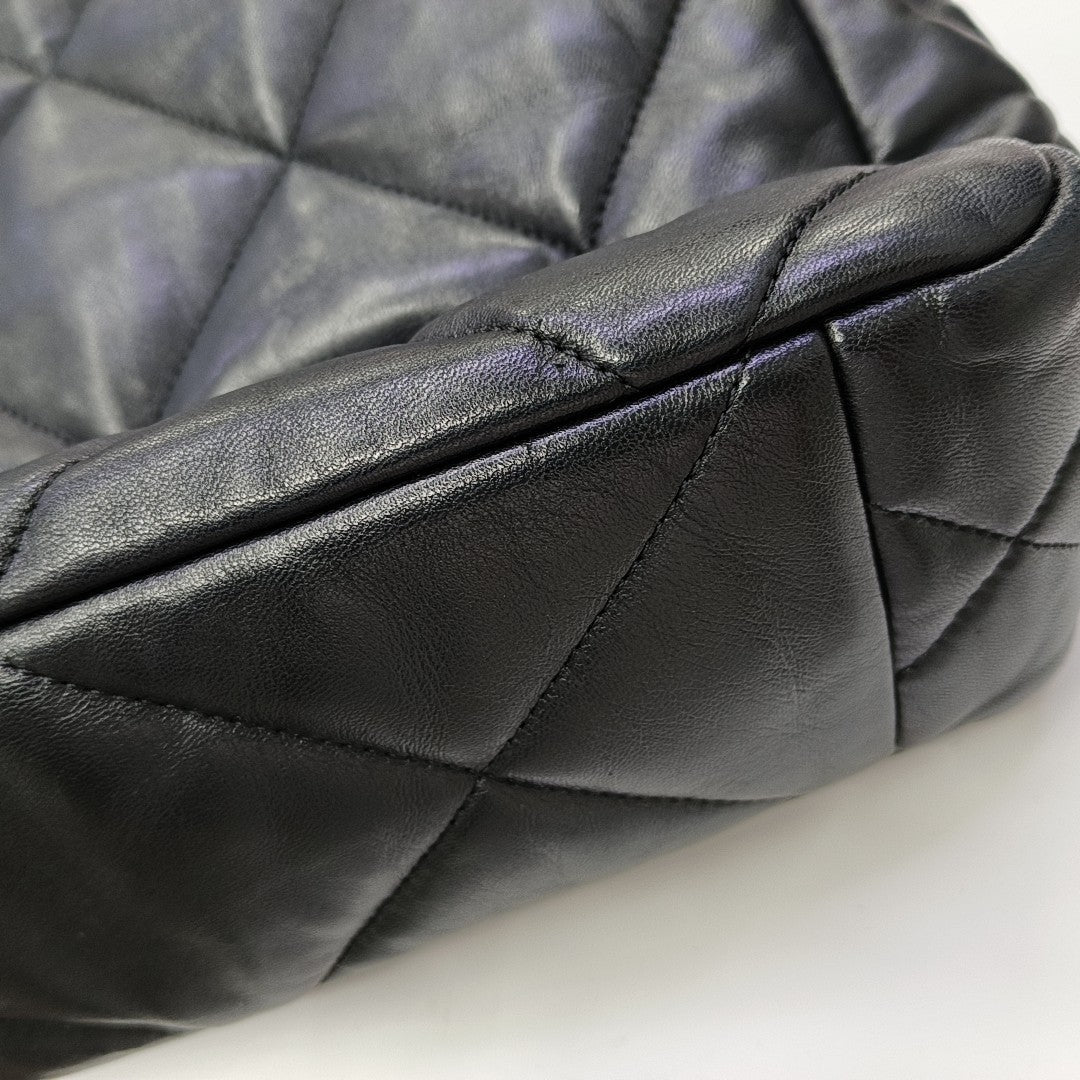 CHANEL 19 Large Quilted Lambskin Black
