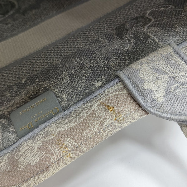 Book Tote Medium Fabric Gray