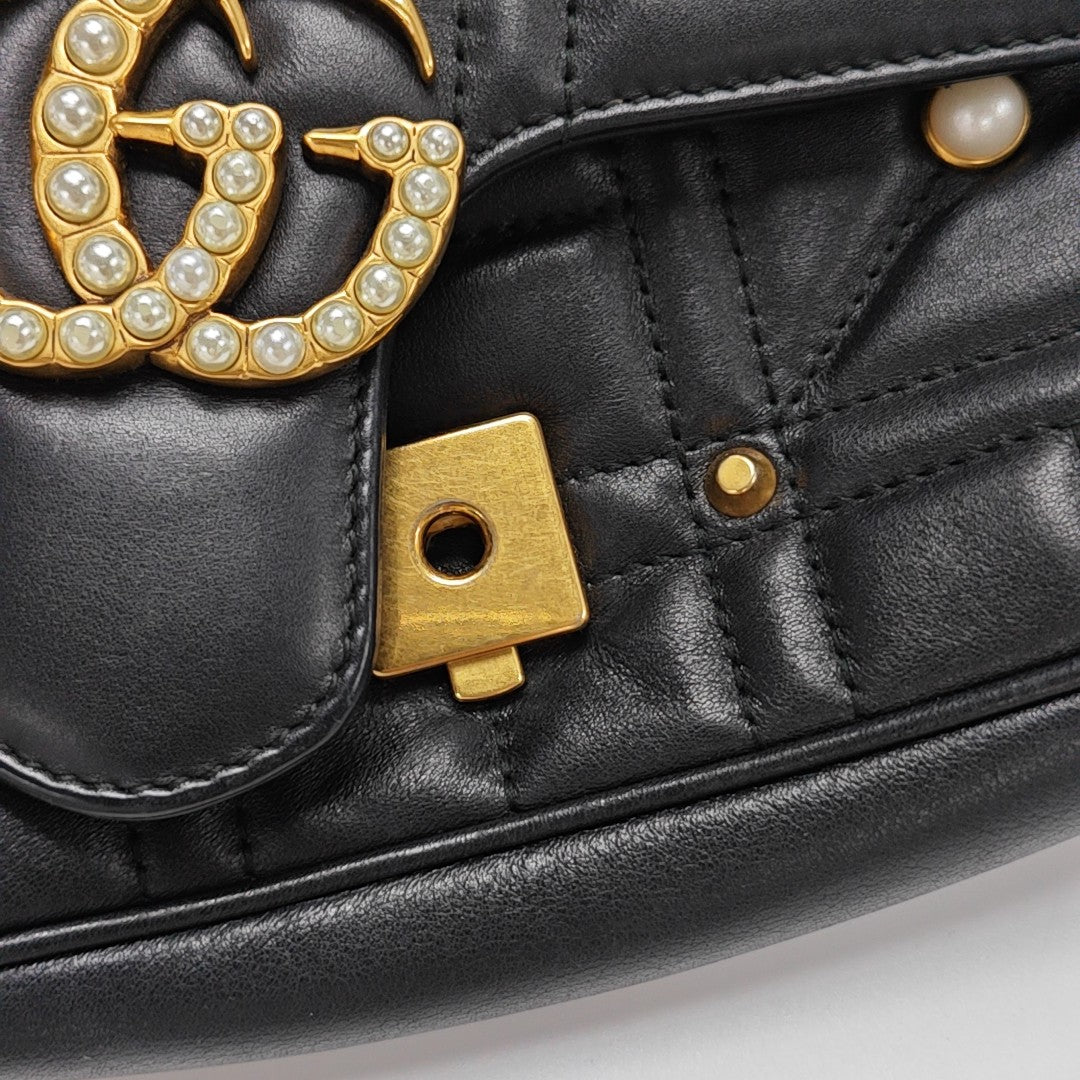 GG Marmont Medium Quilted Calfskin Black