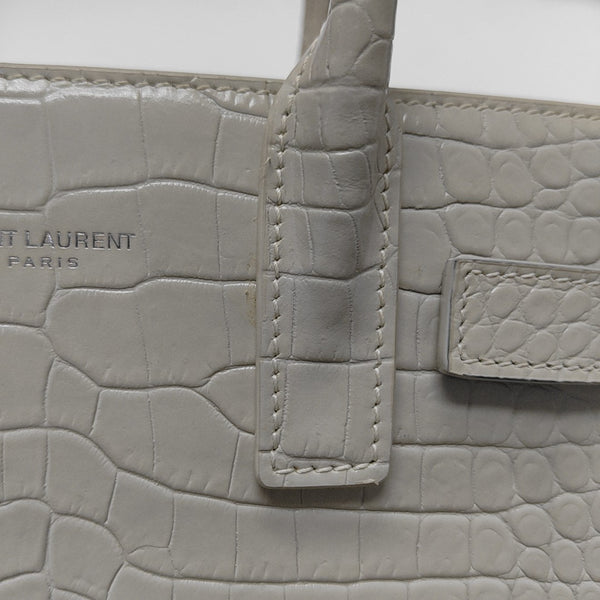 SAC DE JOUR Nano Calfskin White