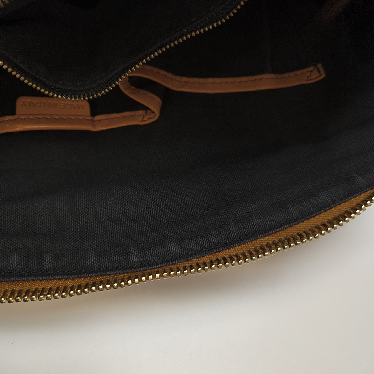 Sartorial Orchard Canvas Brown