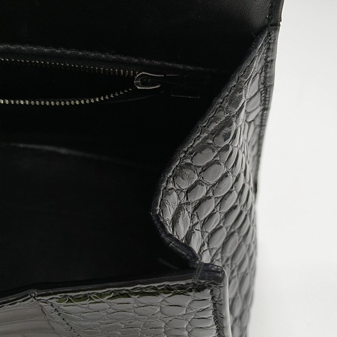 Hourglass S Calfskin Black