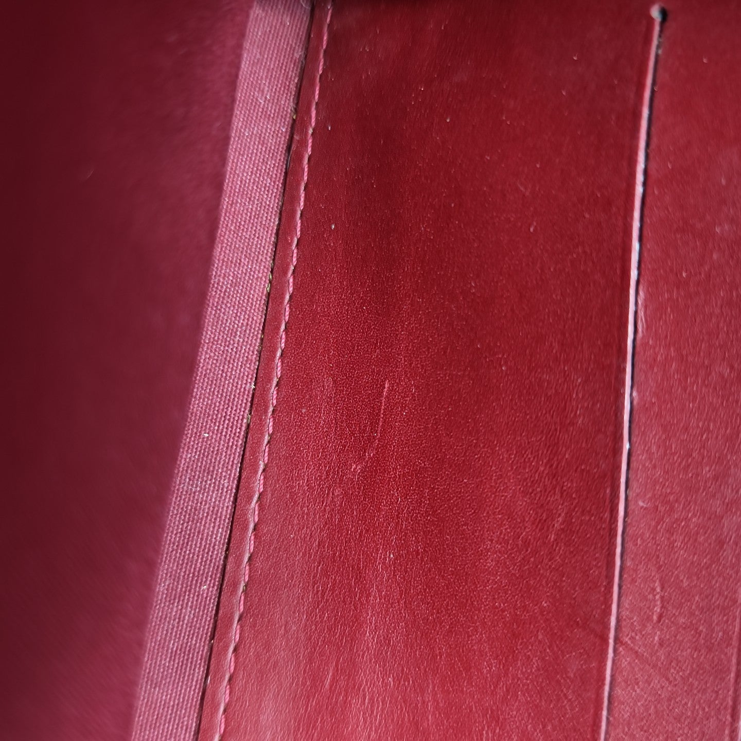 SUNSET BOULEVARD Patent Leather Red