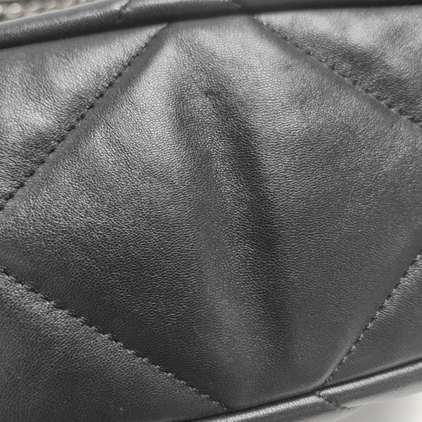 CHANEL 19 Medium Quilted Lambskin Black