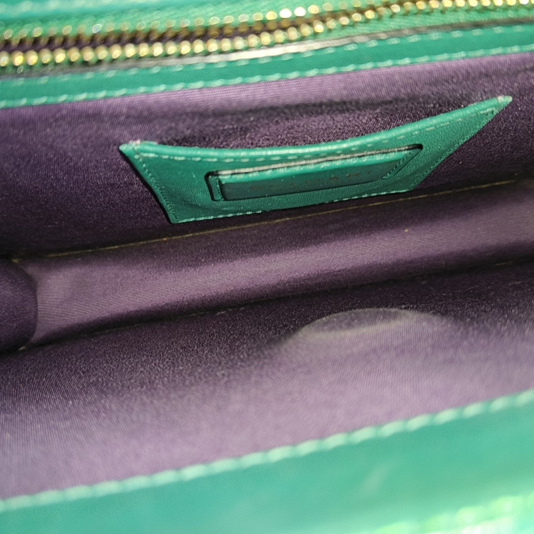 SERPENTI FOREVER Medium Calfskin Green