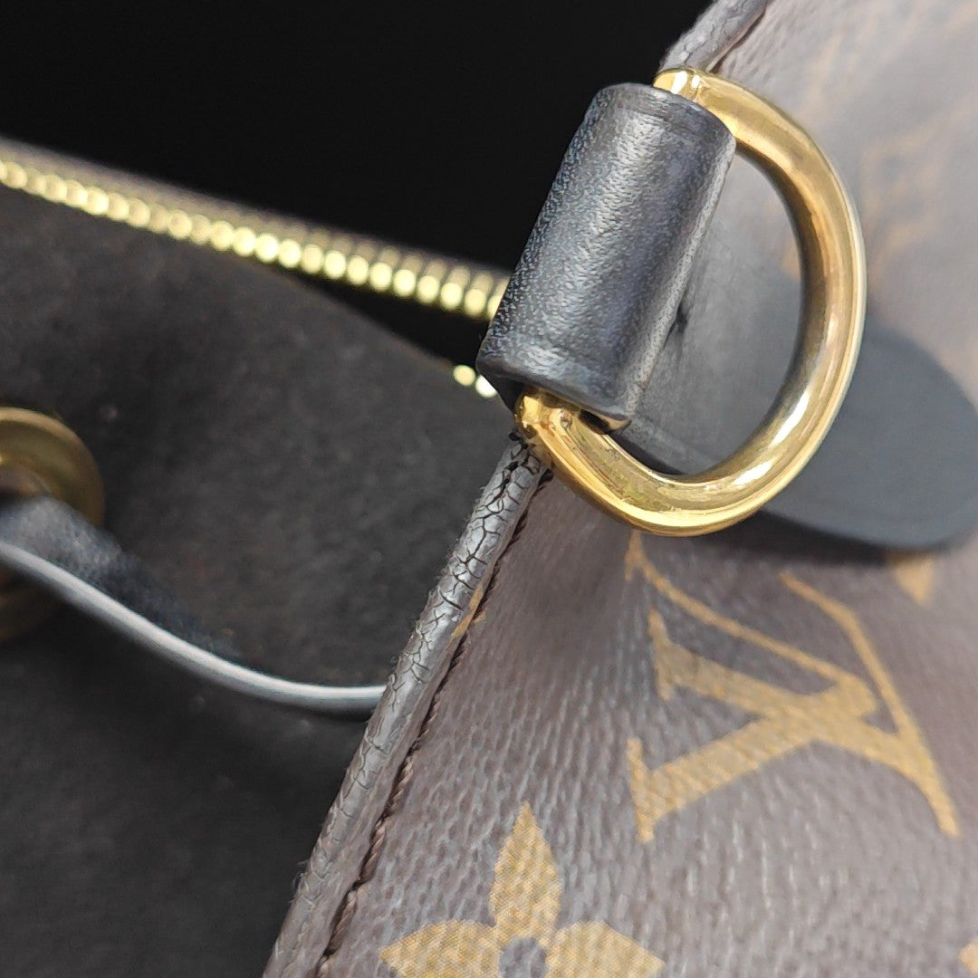 NÉONOÉ MM Monogram Coated Canvas Brown