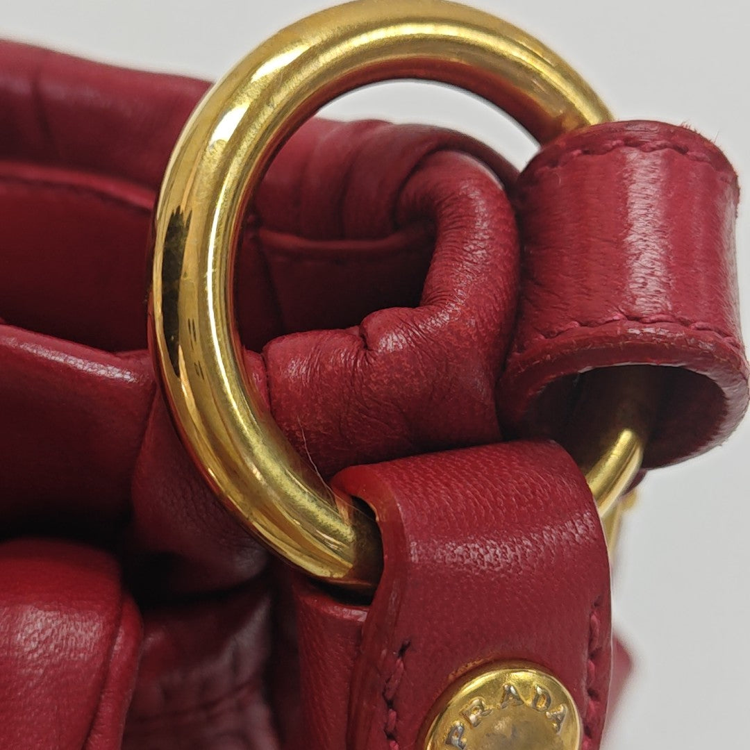 Quilted Lambskin Shoulder Bag Red