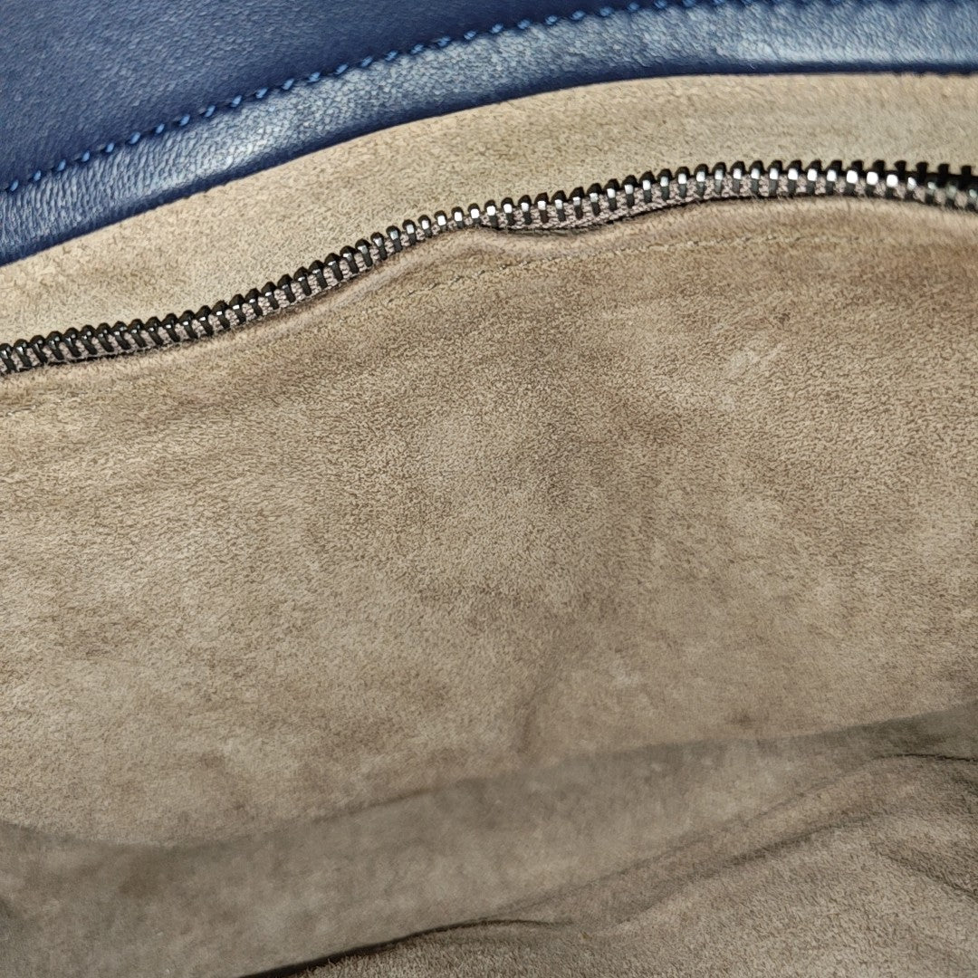 Alumna Calfskin Blue