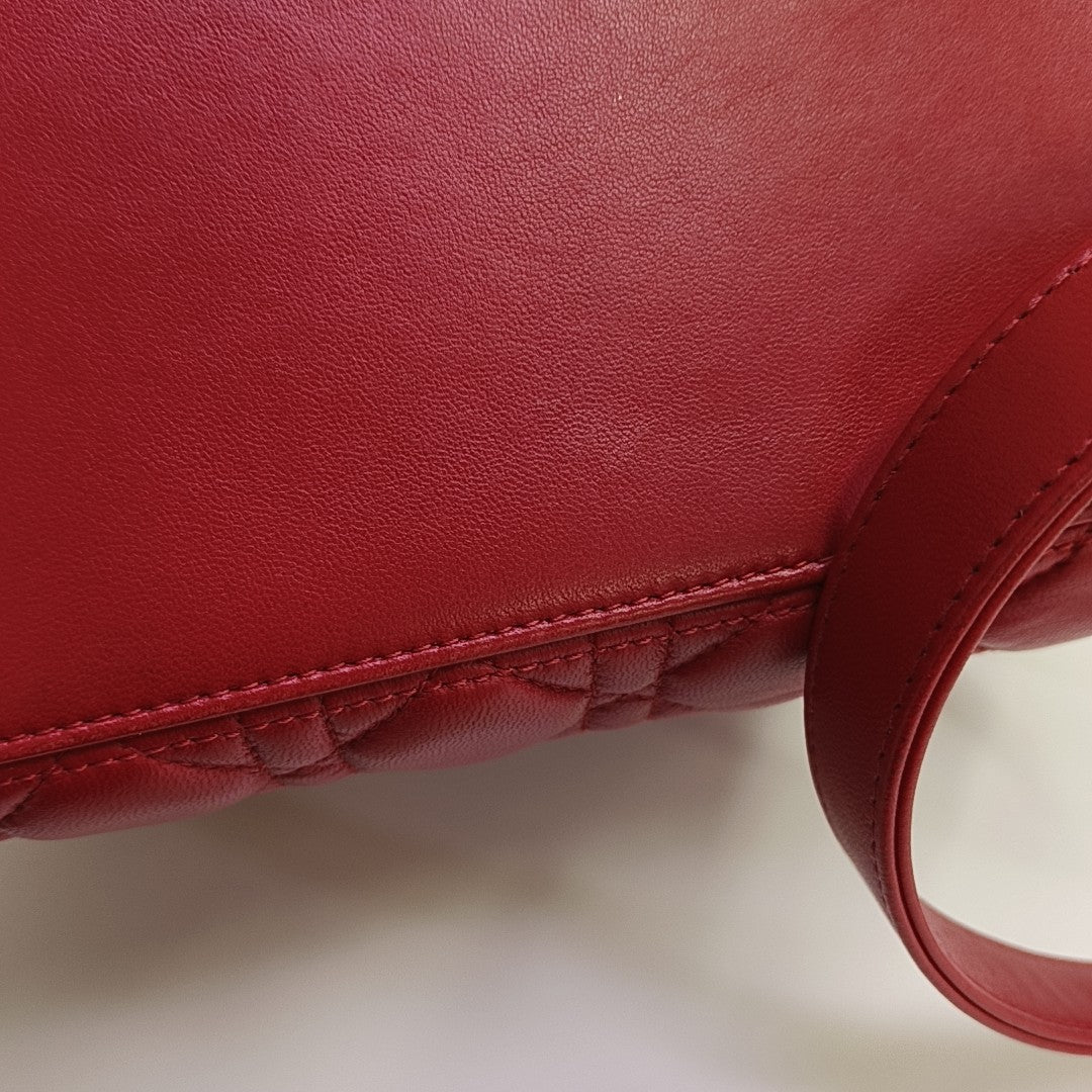 Lady Dior Medium Cannage Lambskin Red