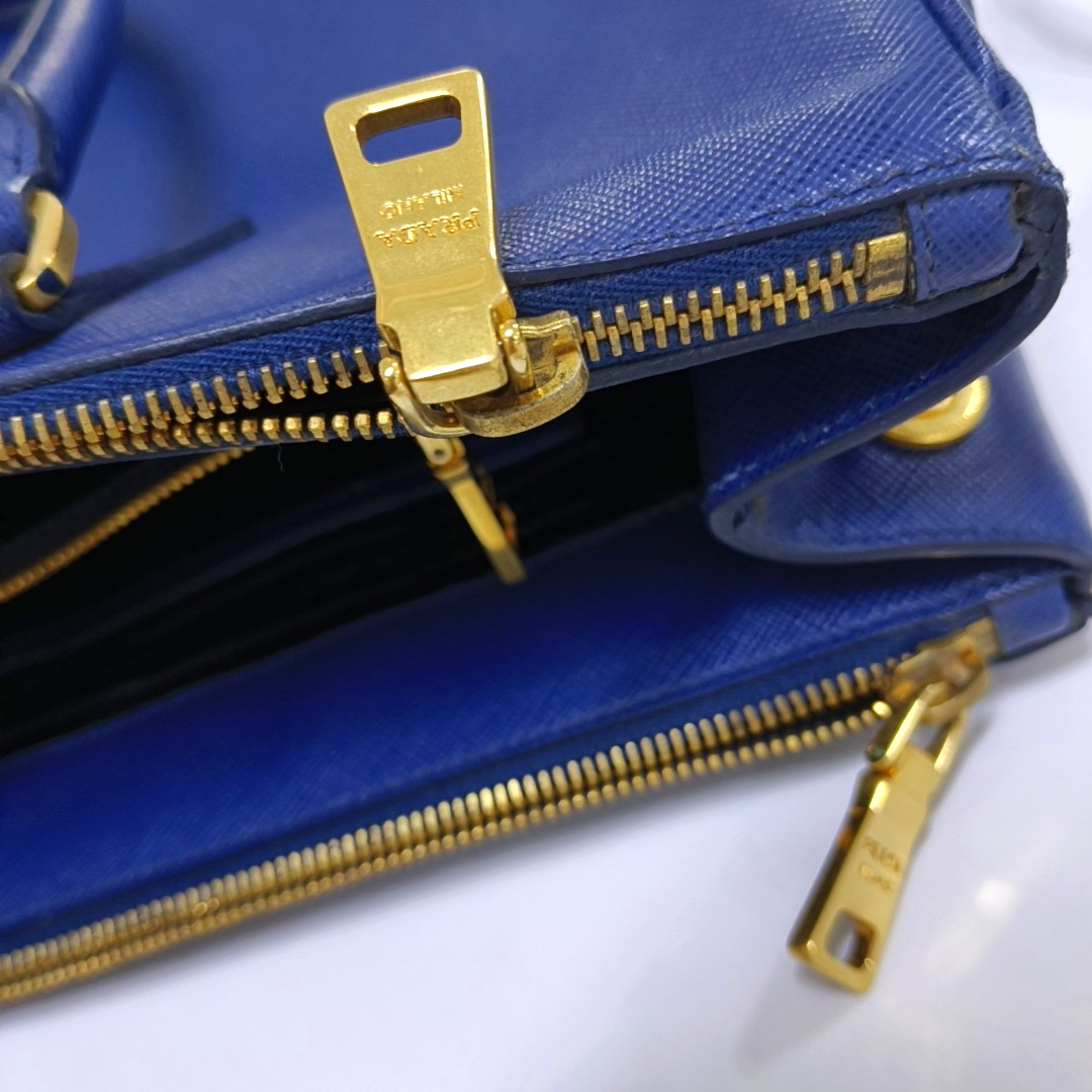 Galleria Large Calfskin Blue