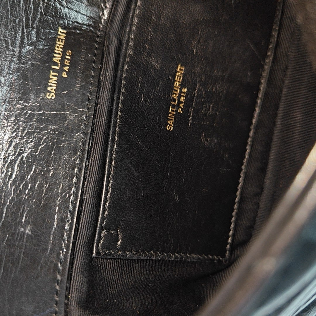 ENVELOPE Small Chevron Calfskin Black