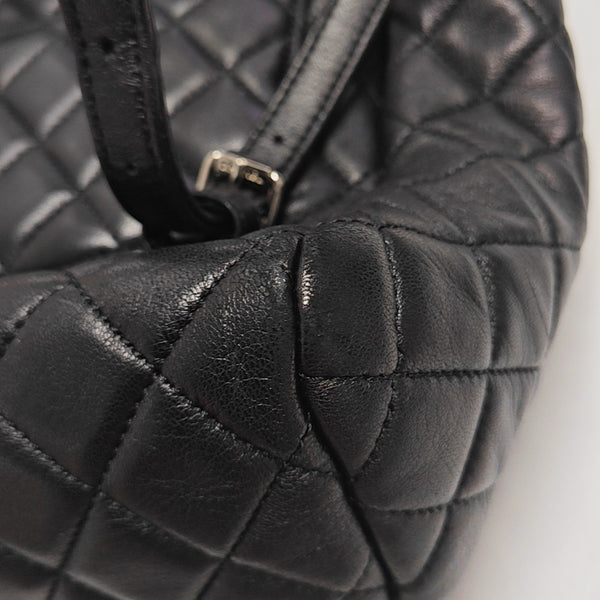 URBAN SPIRIT Small Quilted Lambskin Black