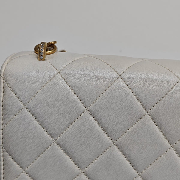 CLASSIC FLAP Mini Quilted Lambskin White