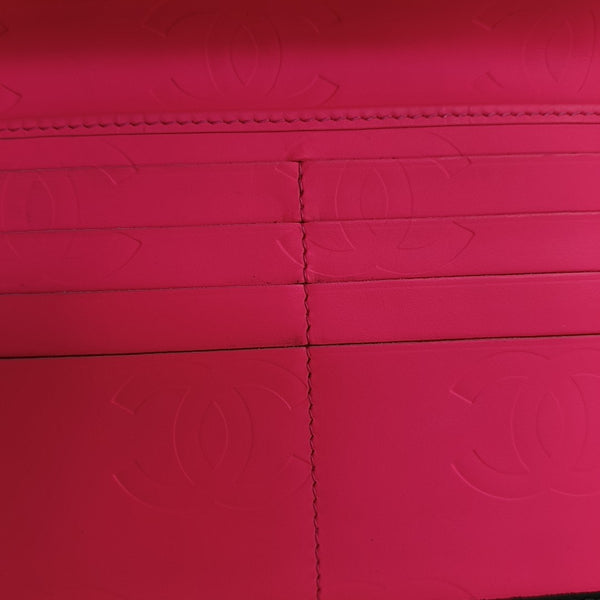 Authenticated pre-owned  CAMBON Quilted Calfskin Black - Clutch at Looply