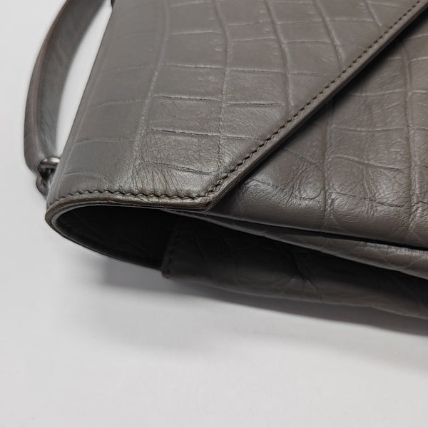 COLLEGE Medium Calfskin Gray