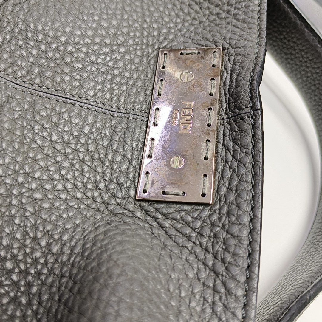 Peekaboo Medium Calfskin Gray
