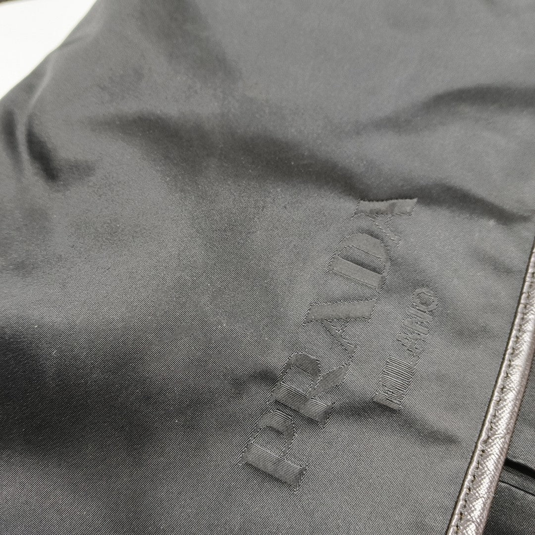 Vela Messenger Bag Nylon Black