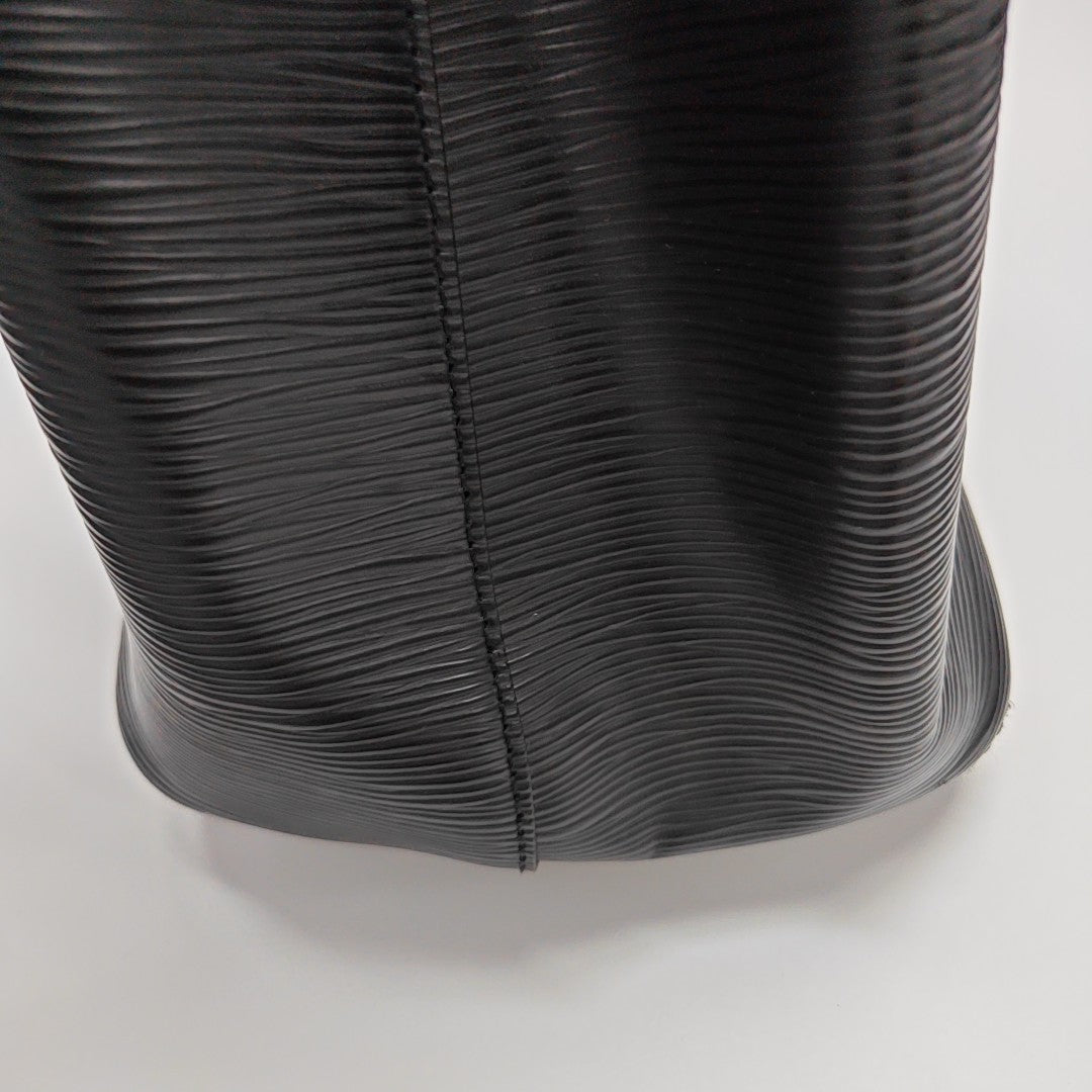 NÉONOÉ MM Epi Black