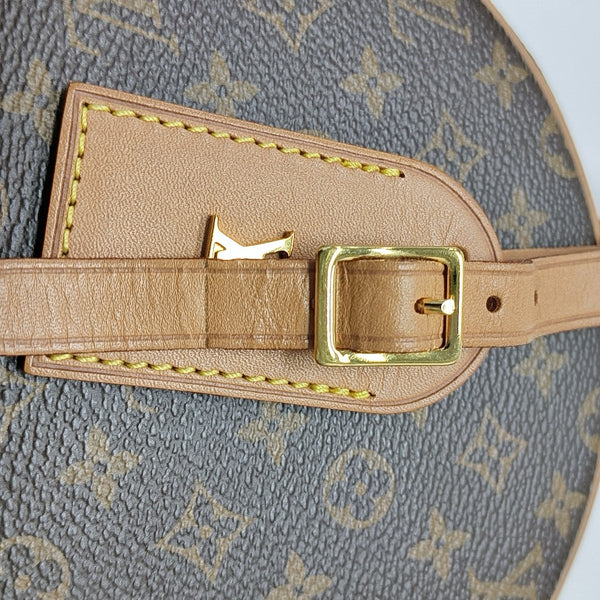 BOITE CHAPEAU PM Monogram Coated Canvas Brown