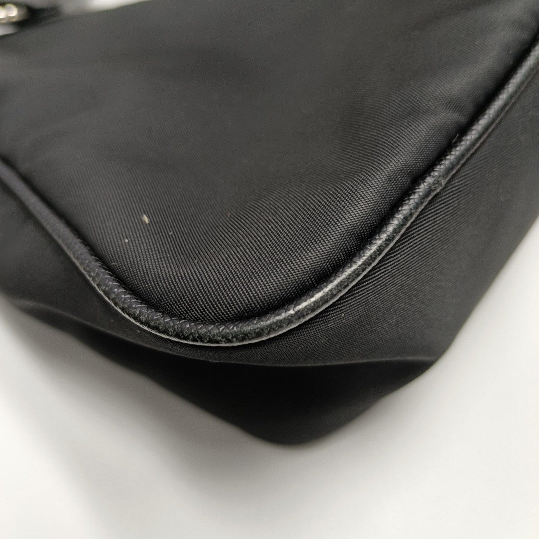 Re-Edition2005 Nylon Black