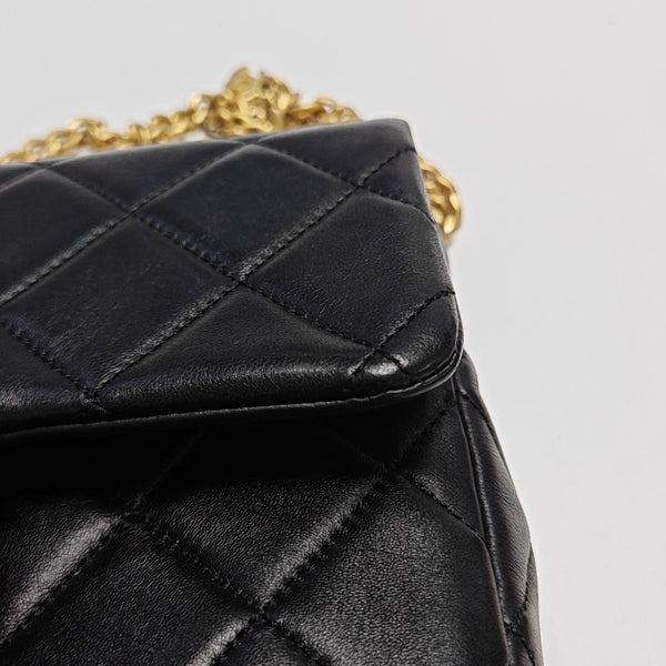 Quilted Calfskin Shoulder Bag Black
