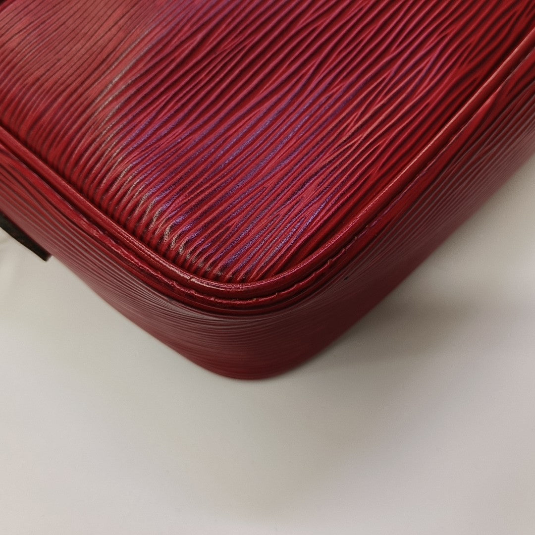 VINTAGE TROCADERO Epi Red