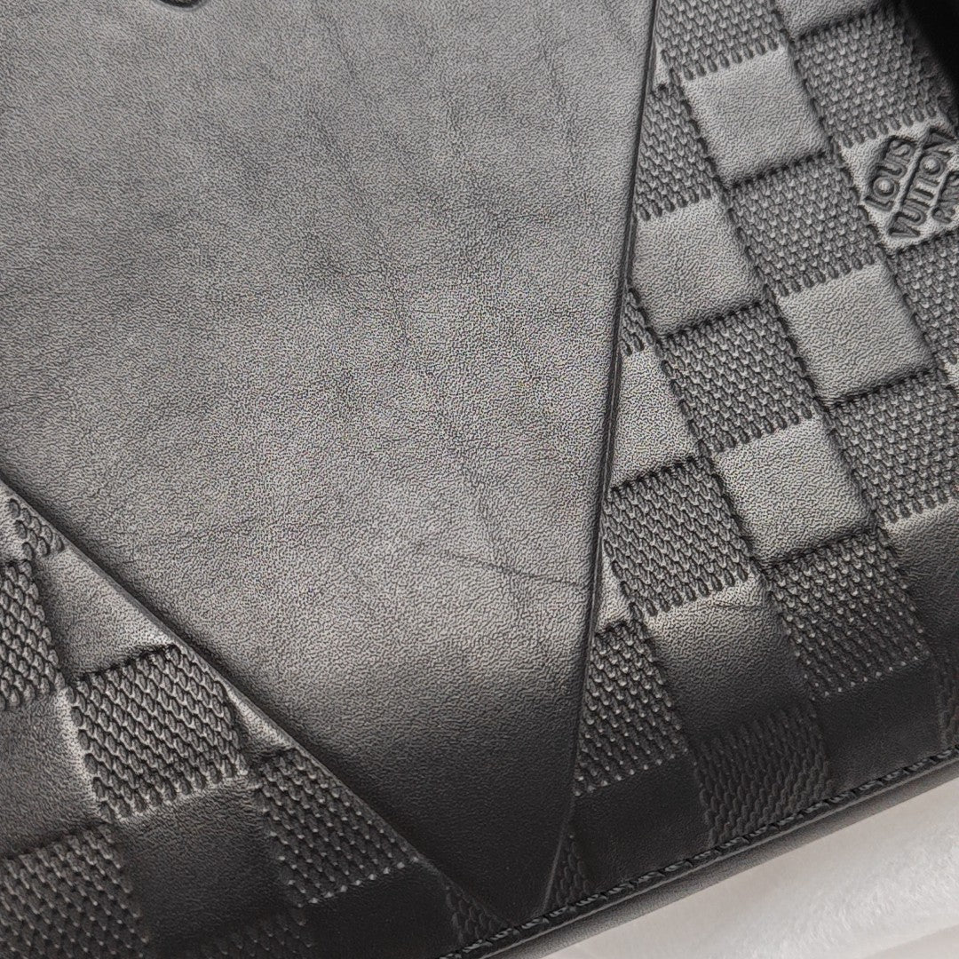 AVENUE Damier Calfskin Blue