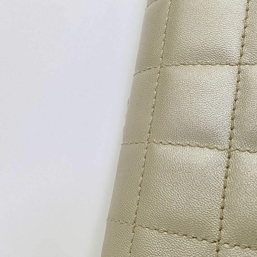 2.55 225 Quilted Lambskin Green