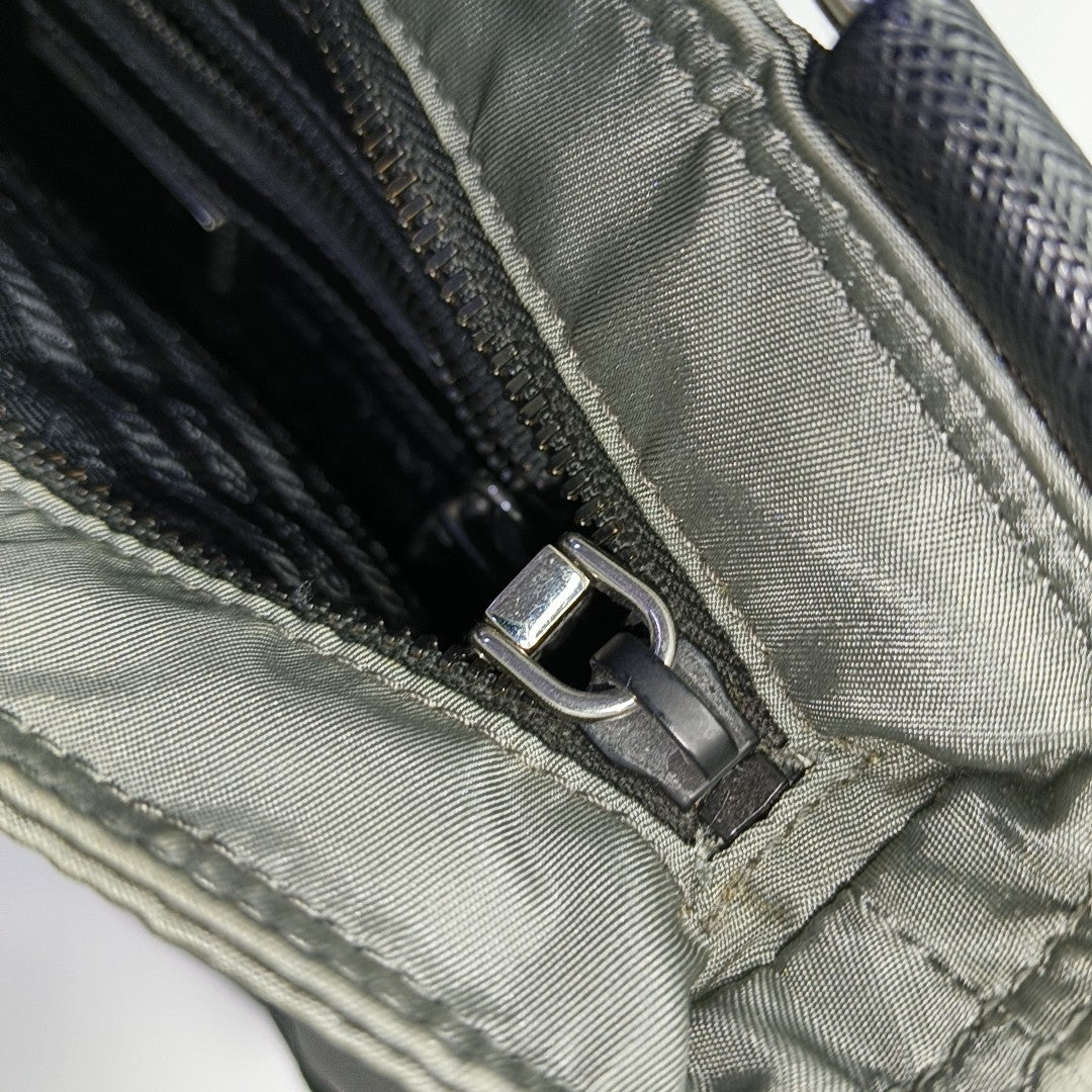 Nylon Gray