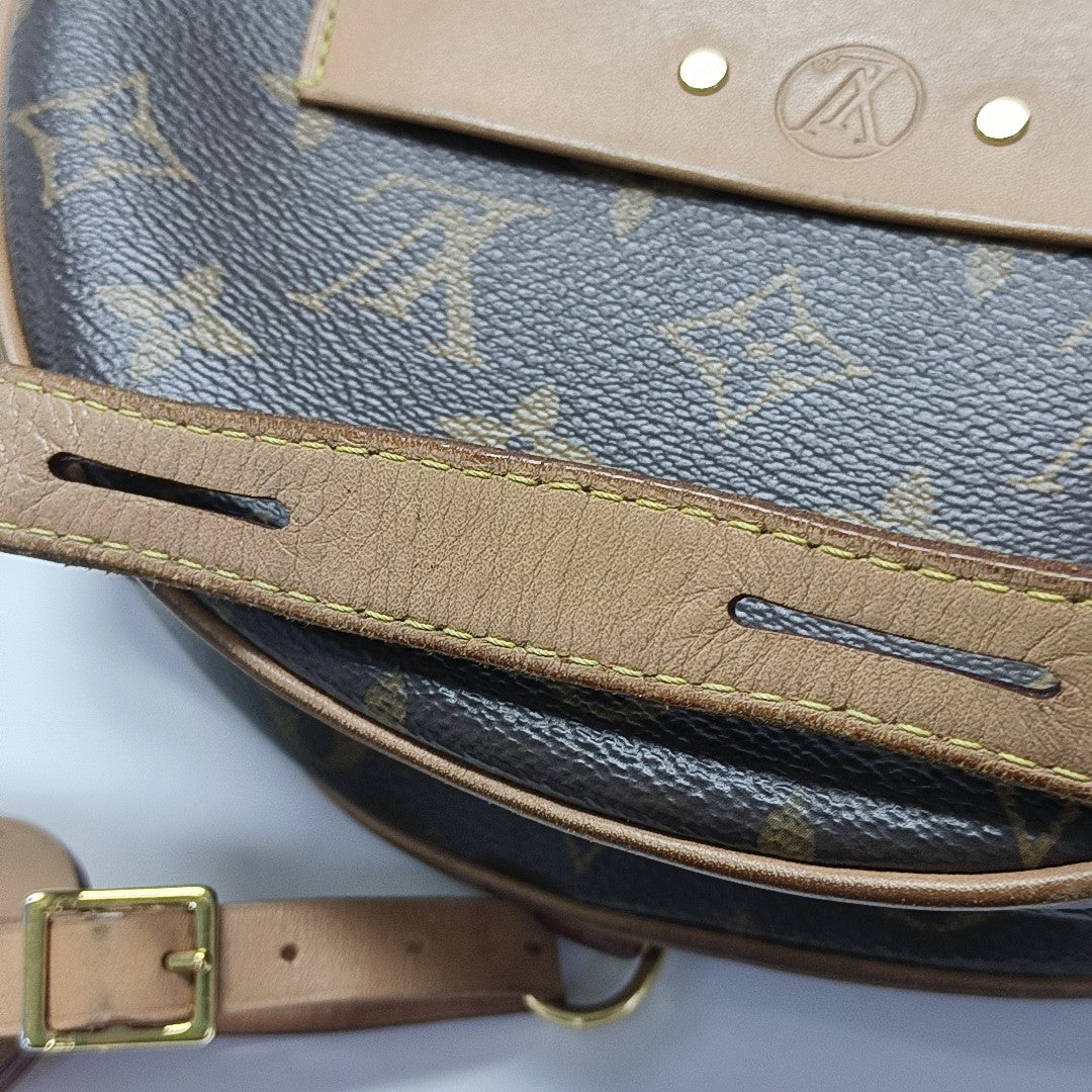 BOITE CHAPEAU MM Monogram Coated Canvas Brown