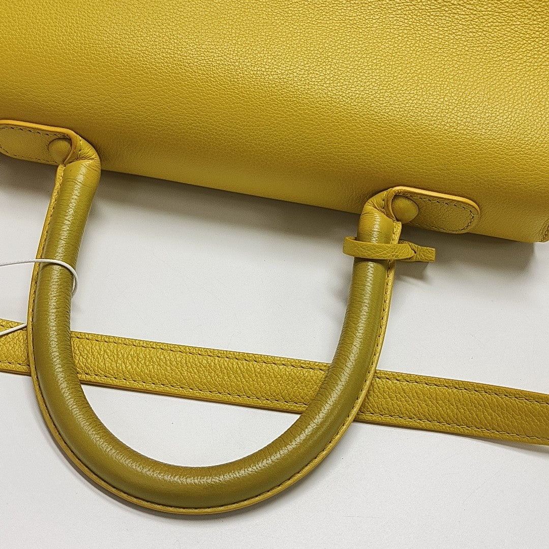 Brillant Medium Calfskin Yellow