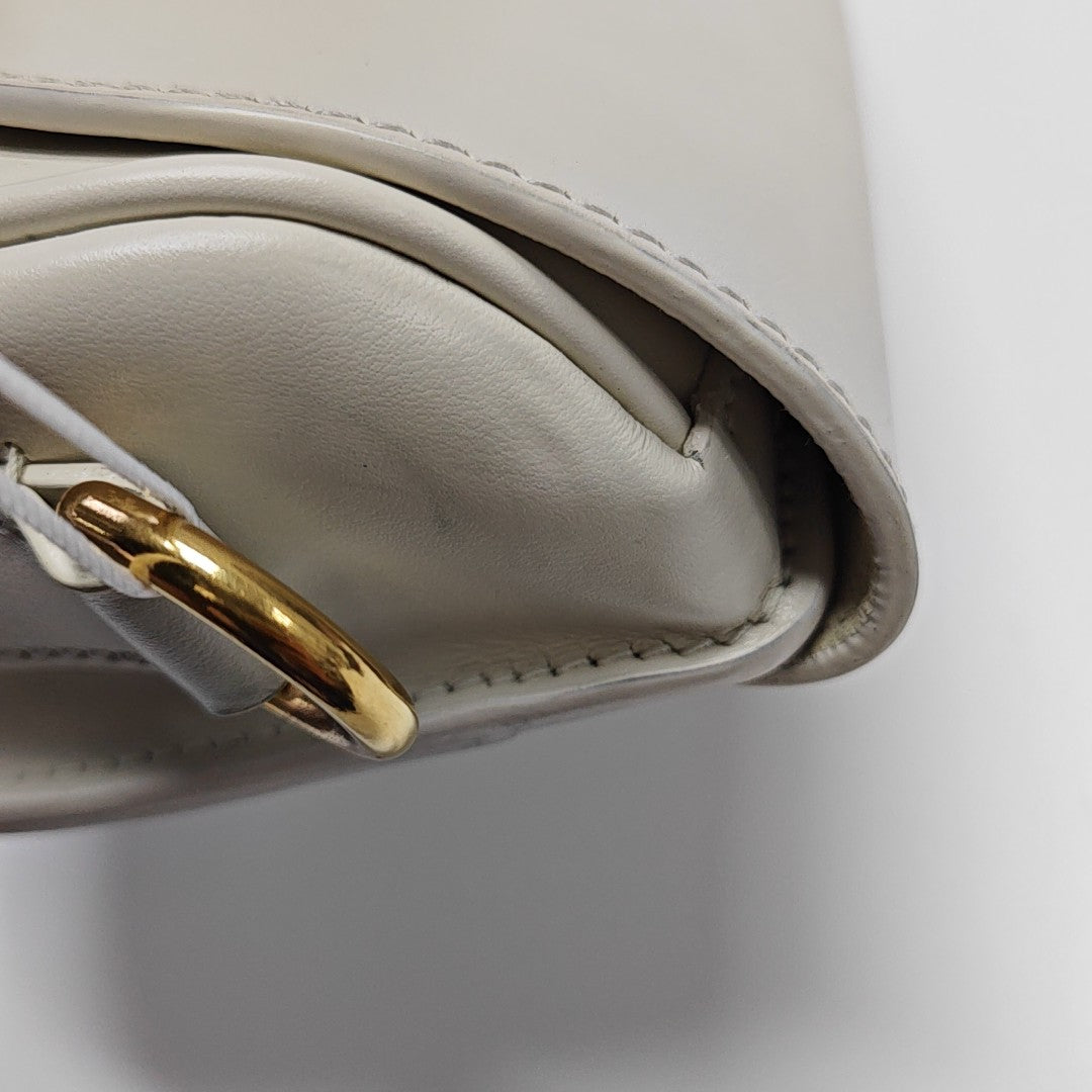Bobby Medium Calfskin White